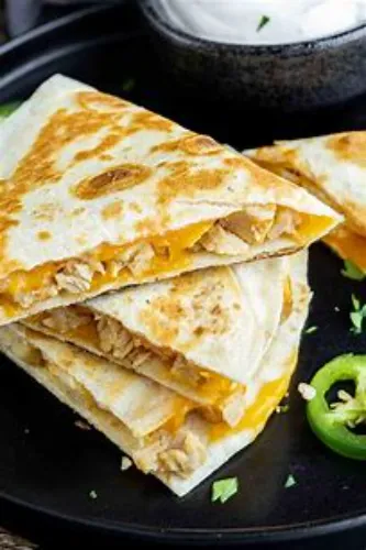 CHICKEN QUESADILLA
